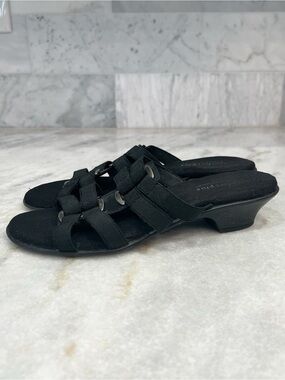 Comfort Plus by Predictions Black Strappy Slide Low Wedge Sandal Size 5